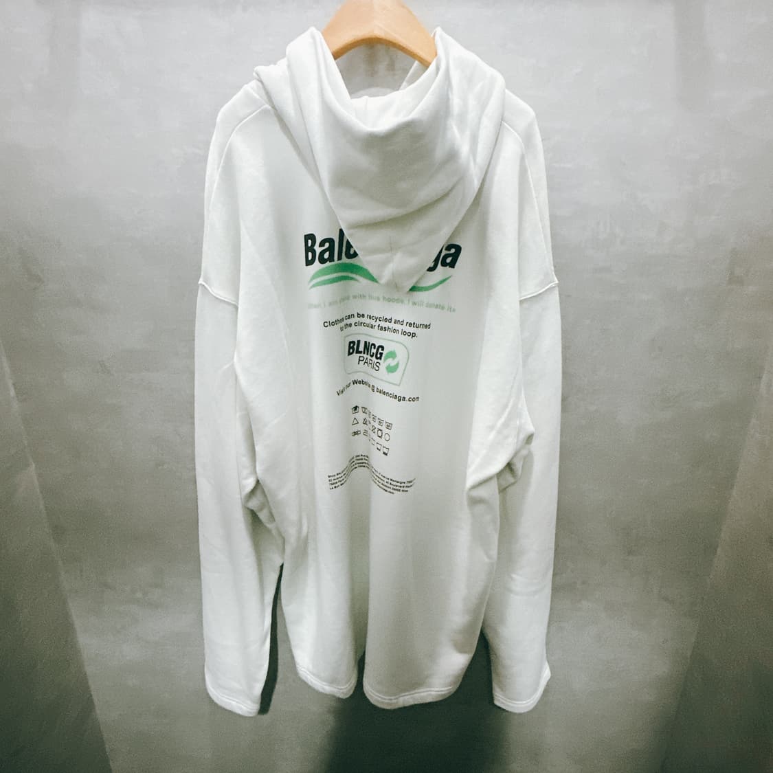 발렌시아가 유니핏 화이트 오버사이즈 후드  상품이미지3