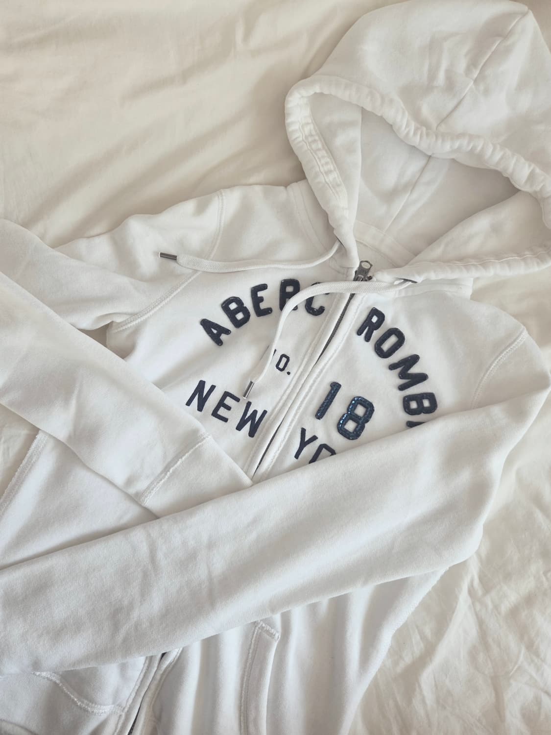 Abercrombie New York Vintage Hoodie 상품이미지1