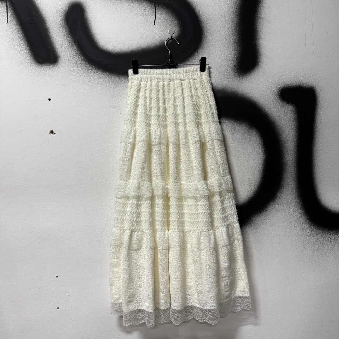 VTG 빈티지 레이스 업 크로쉐 디테일 티어드 플레어 맥시 스커트 상품이미지2