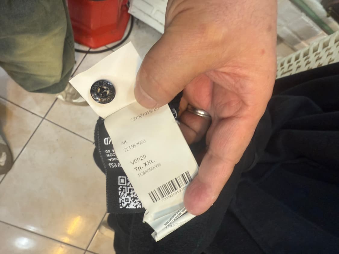 110/20ss 정품 스톤아일랜드 11주년기념 포켓 맨투맨 팝니다 상품이미지7