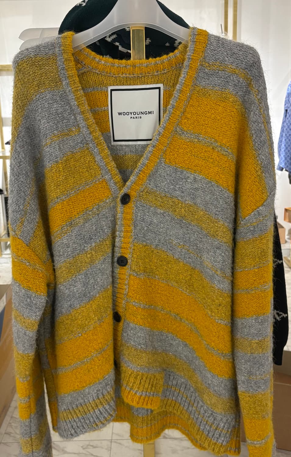 연예인 착용✅)우영미 스트라이프 알파카 가디건 46사이즈 상품이미지1