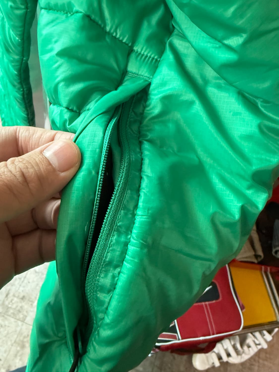 노스페이스 v-motion 경량패딩 XL 상품이미지6