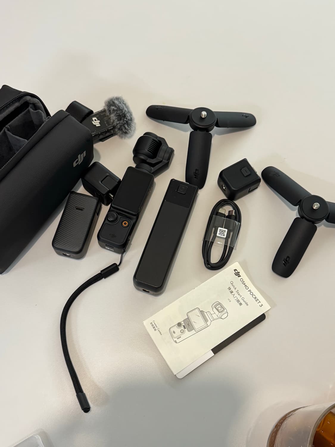 오즈모 포켓3 크리에이터콤보 [보호커버X] 상품이미지1