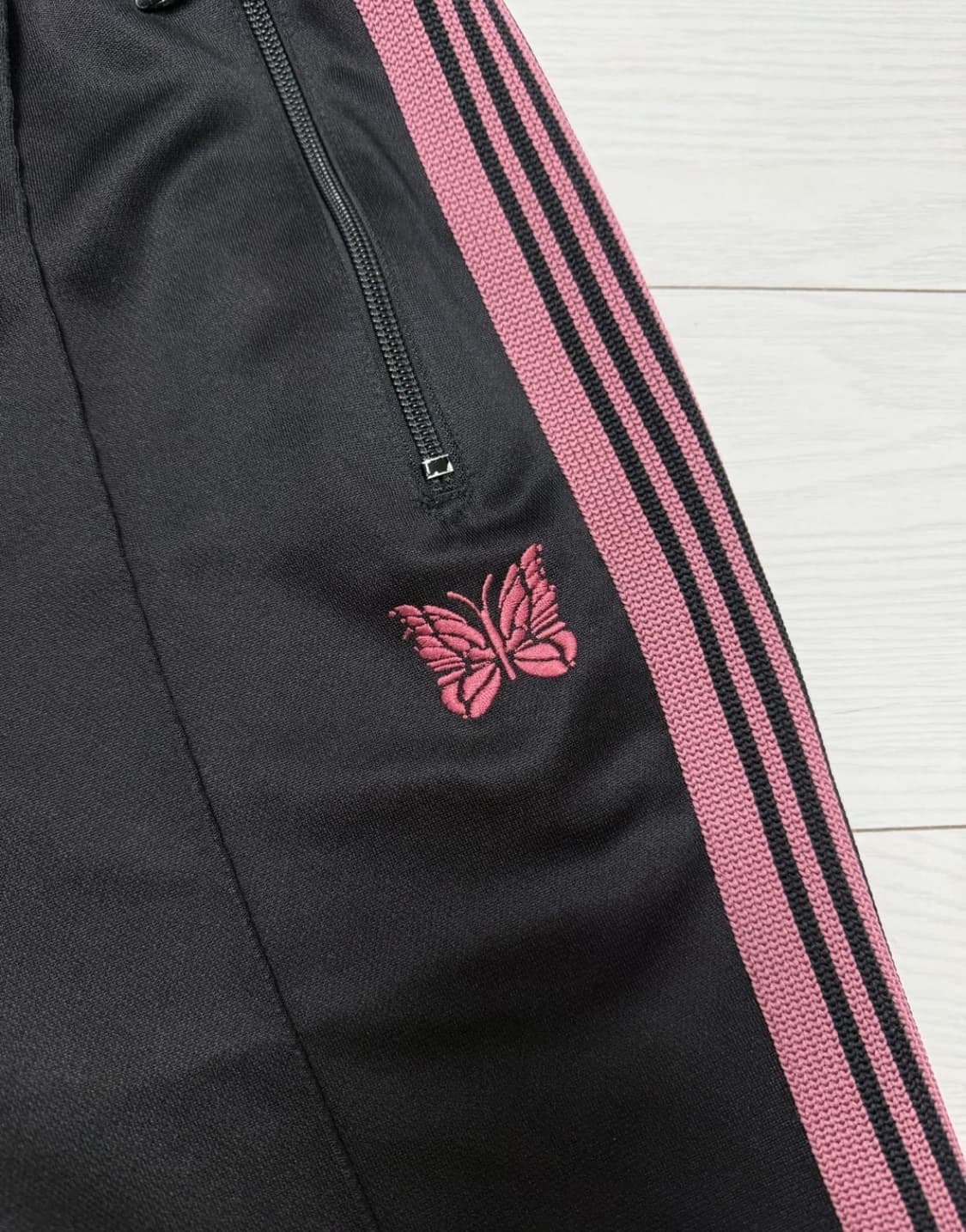 니들스 트랙팬츠 내로우 L 상품이미지1