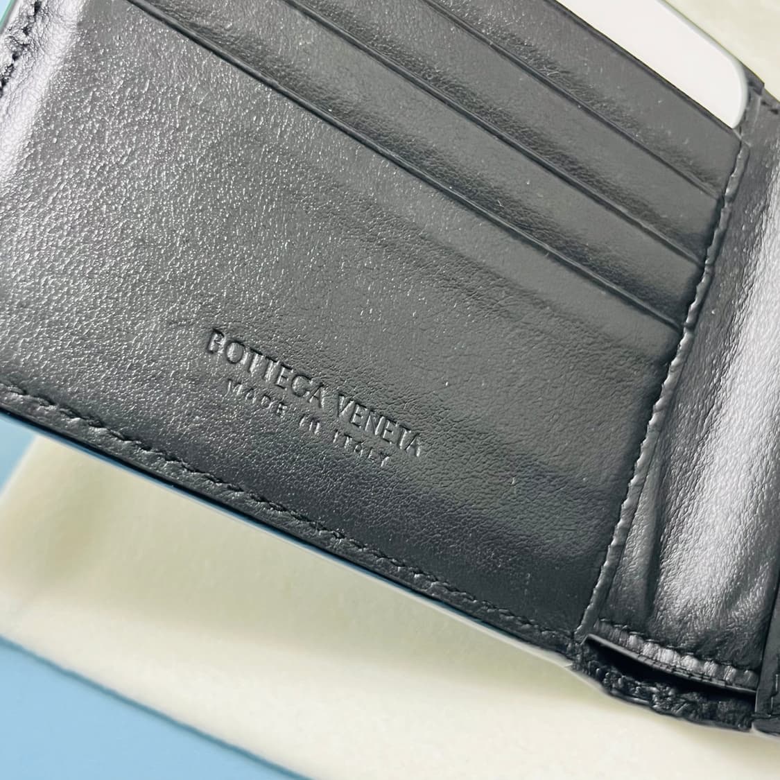 보테가 베네타 지갑 상품이미지5