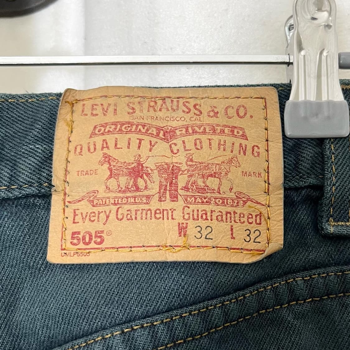 리바이스 505 블랙 호피 포인트 데님 팬츠 상품이미지6