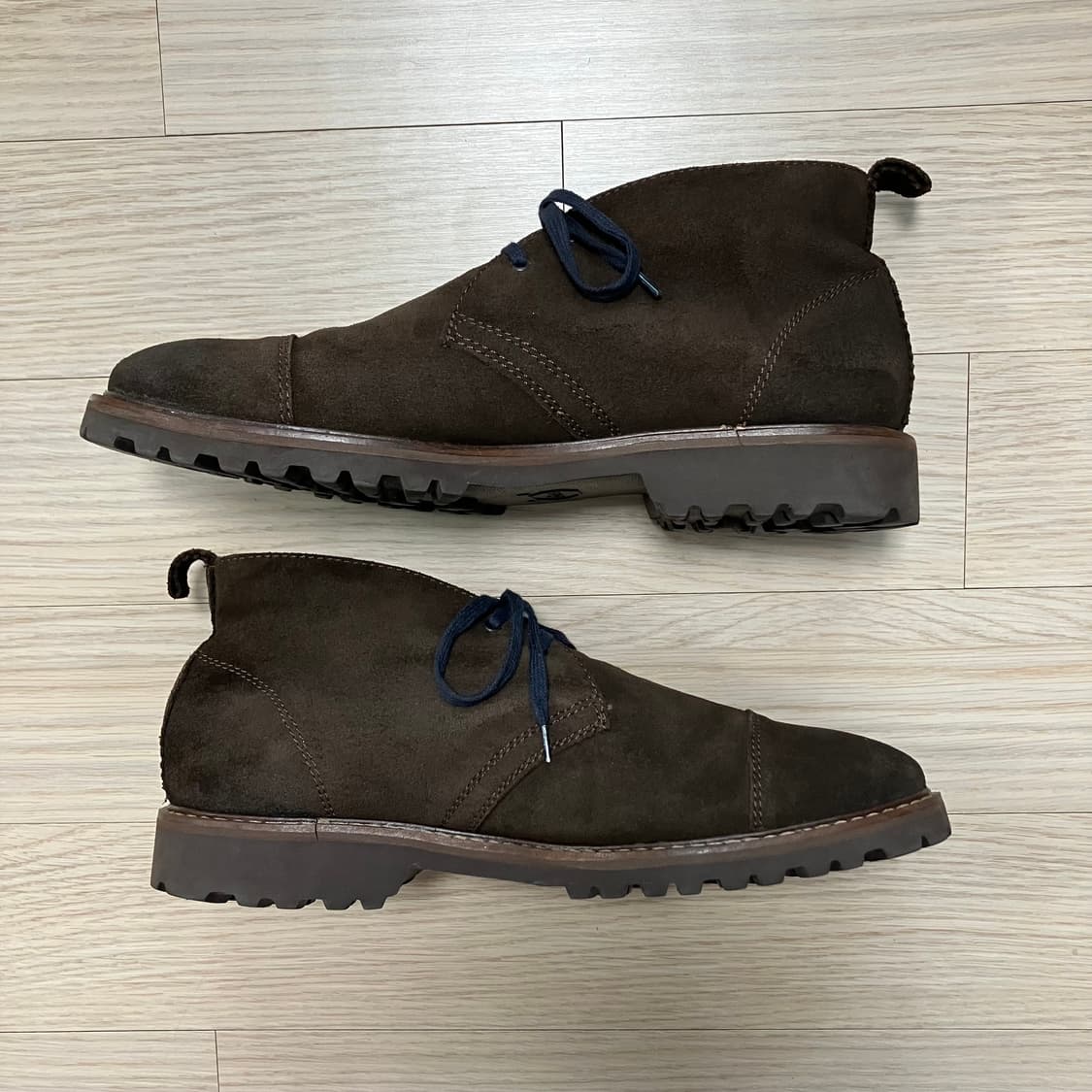 [Massimo Dutti] 마시모두띠 스웨이드 비브람 처카 부츠 상품이미지4