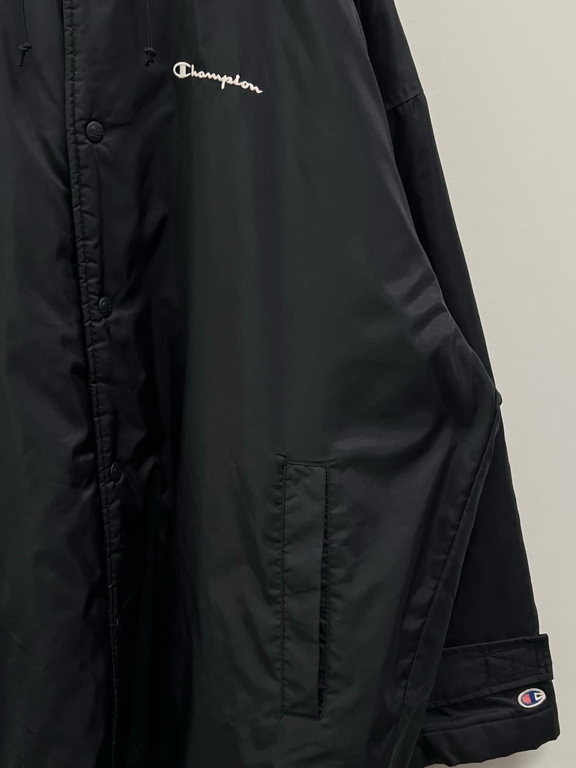 챔피온 올드스쿨 백로고 양털 벤치코트 돕바 블랙 상품이미지3