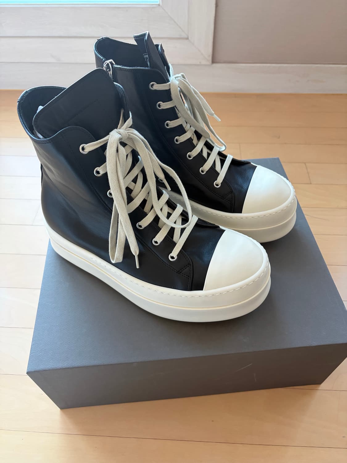 릭오웬스 메가범퍼 라몬즈 LCO 43 26ss 새상품 상품이미지1