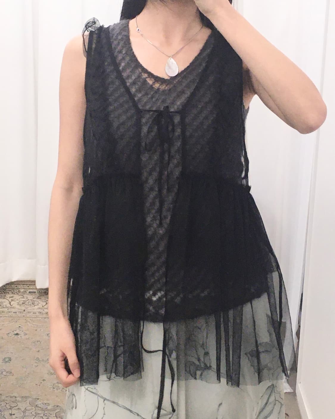 그레이 레이어드 슬리브리스 상품이미지3