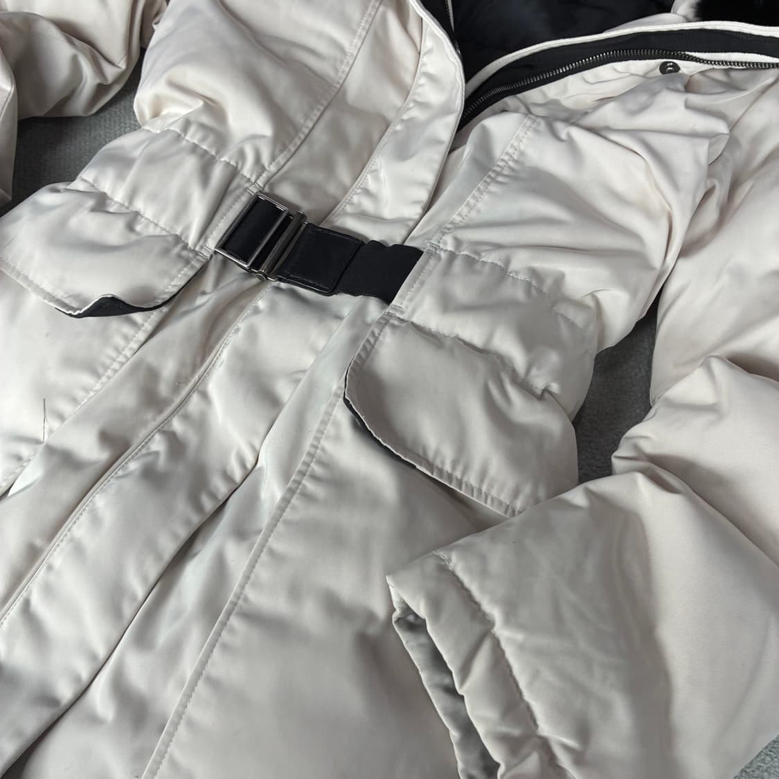 띠어리 여성패딩 아이보리 퍼 후드s 상품이미지2