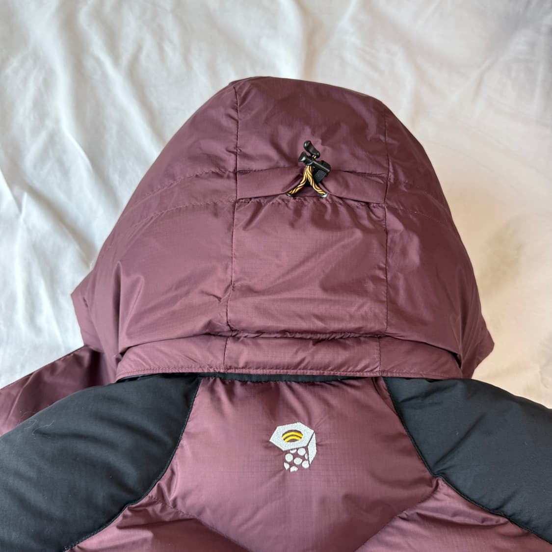 마운틴하드웨어 고프코어 구스다운 패딩 버건디 L 상품이미지9