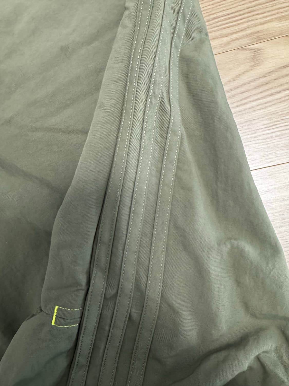 아디다스 파라슈트 트랙팬츠 카키 XL 상품이미지3