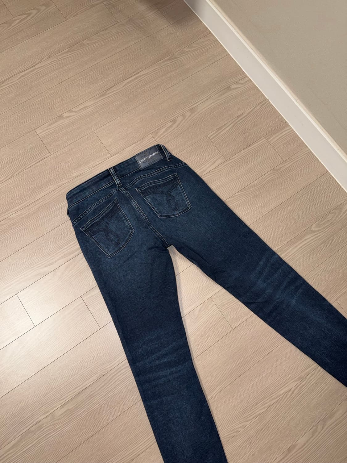 Calvin Klein 스키니진 W24 상품이미지3