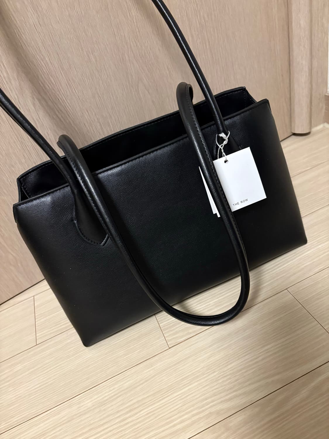 더로우 테라스백 상품이미지2