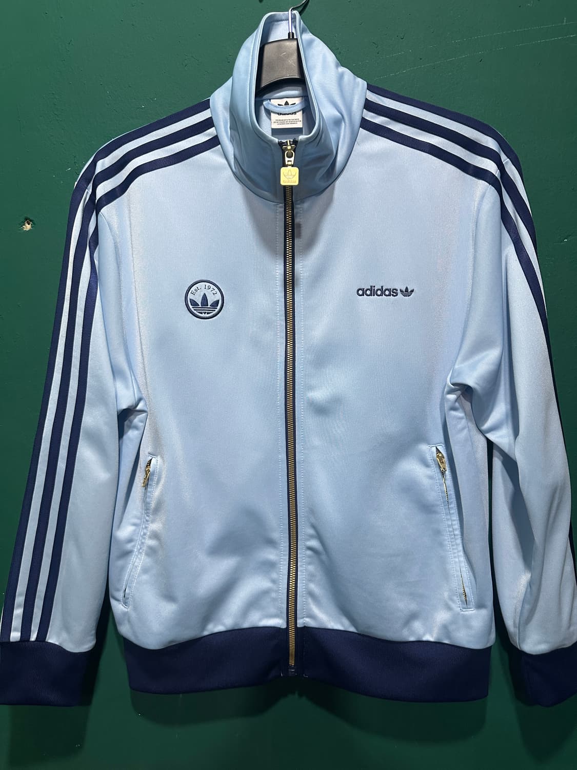 아디다스 배지탑 트랙탑져지 스카이블루M 상품이미지1