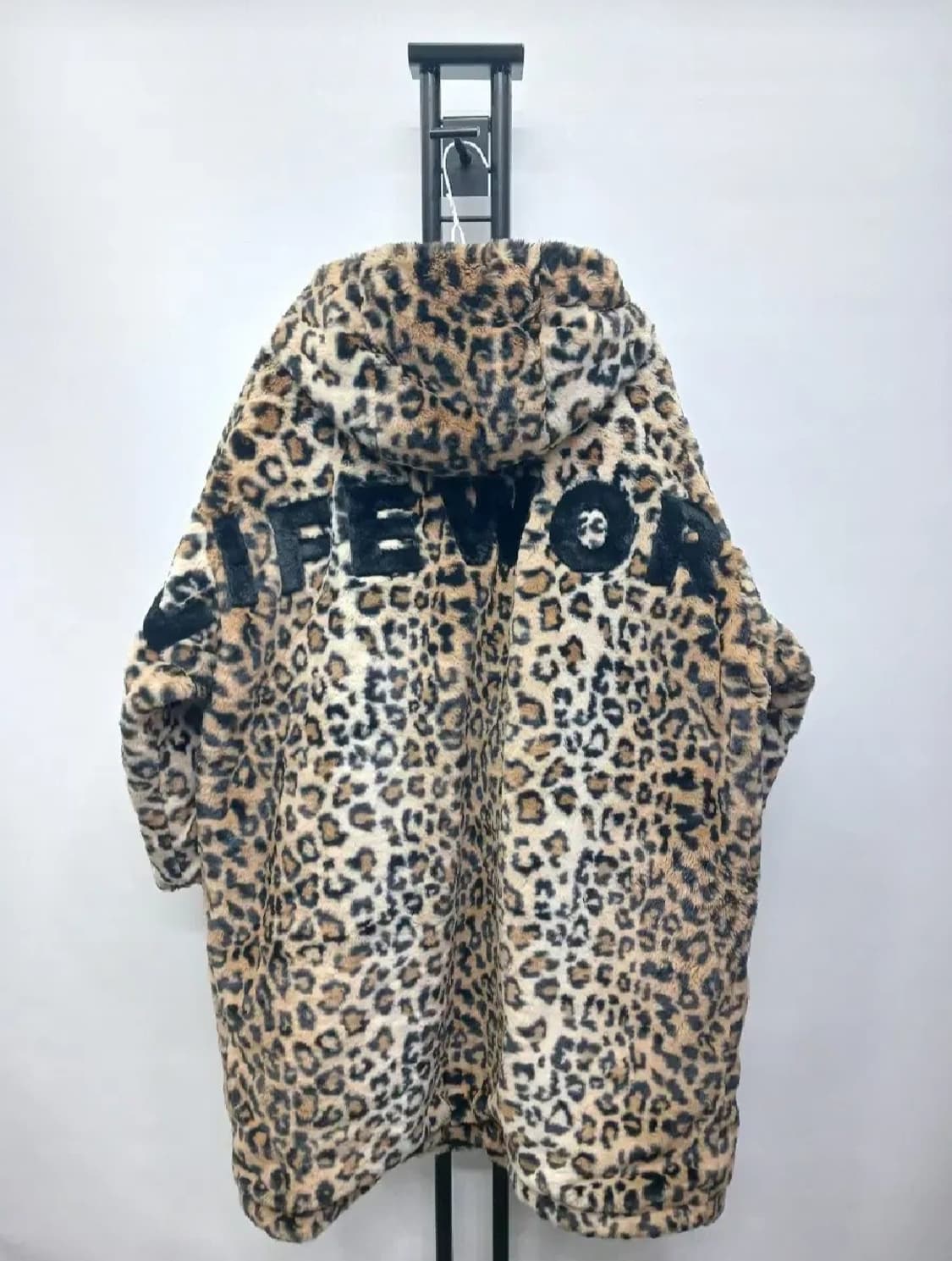 남성 라이프워크  레오파드후드 리버시블 롱패딩L 상품이미지4