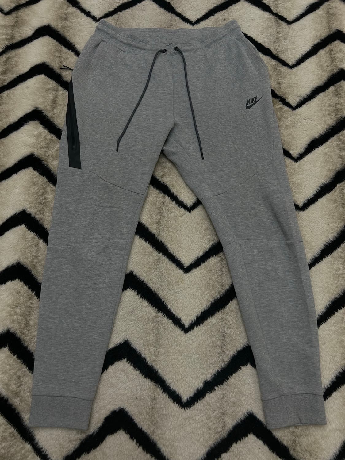 [M]나이키 테크팩 플리스 조거팬츠/그레이 상품이미지2