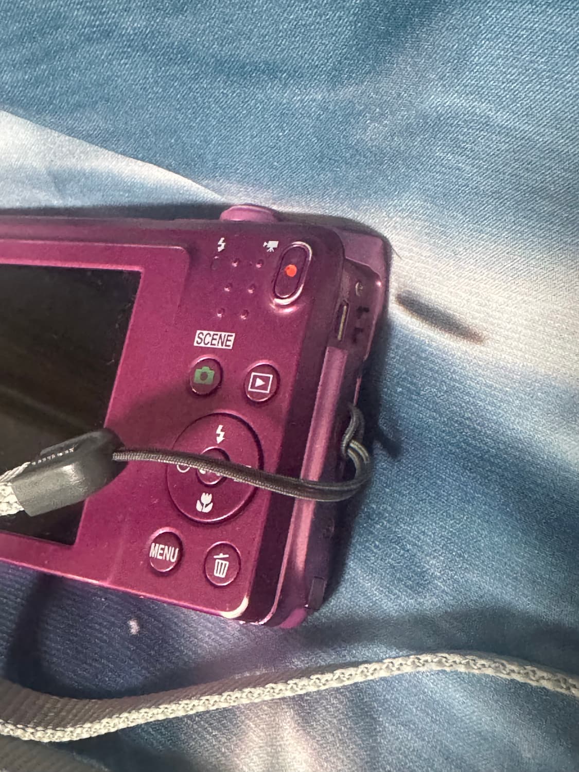 니콘 쿨픽스 s3700 핑크 카메라 상품이미지3