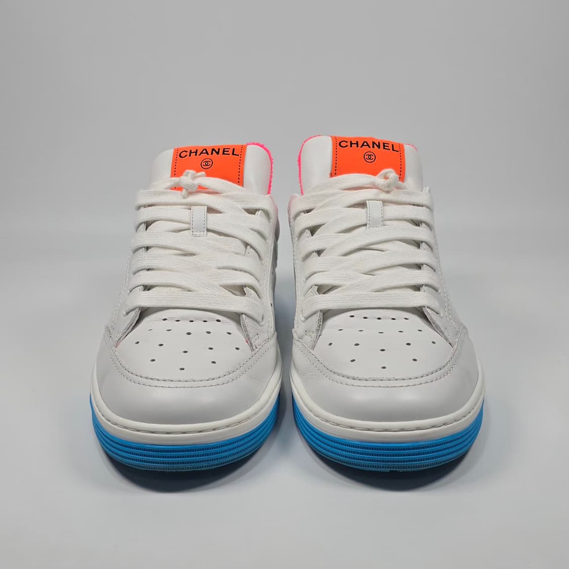 샤넬 네온 레터링 테니스 스니커즈 ( 270 ) 상품이미지2