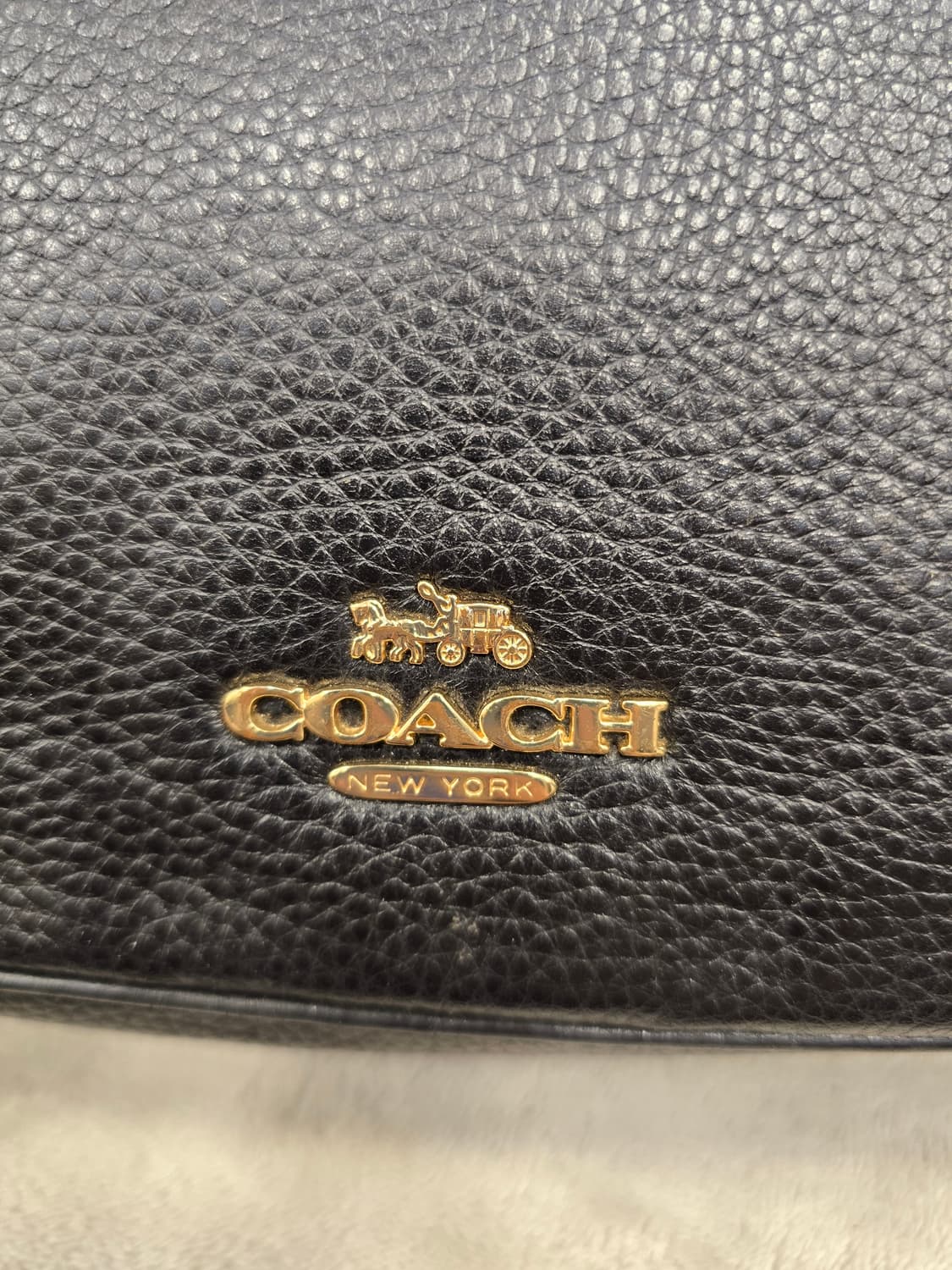 코치 제스 블랙 가죽 크로스백 상품이미지3