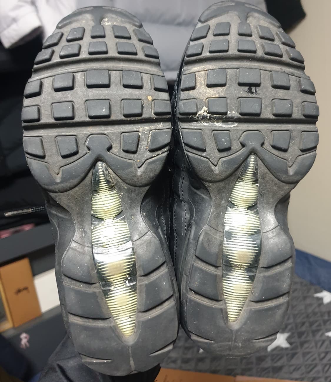 나이키 에어맥스 95 트리플블랙 (235) 307960-010 상품이미지5