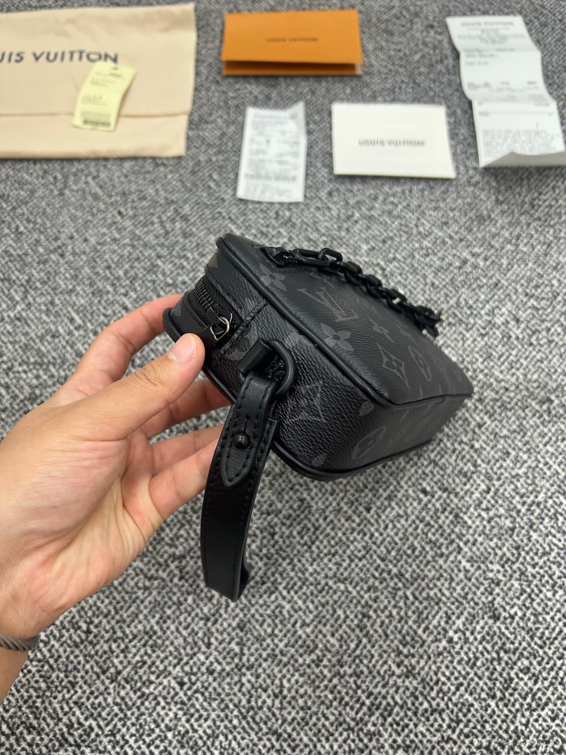 루이비통 이클립스 볼가 클러치 상품이미지3
