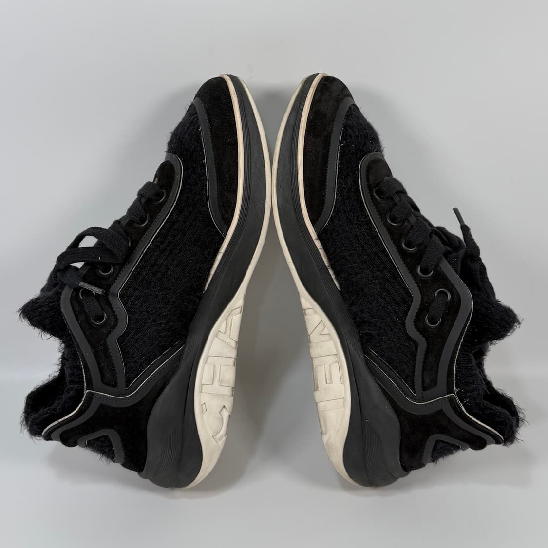 샤넬 CC 로고 패브릭 스웨이드 스니커즈 (245) 상품이미지5