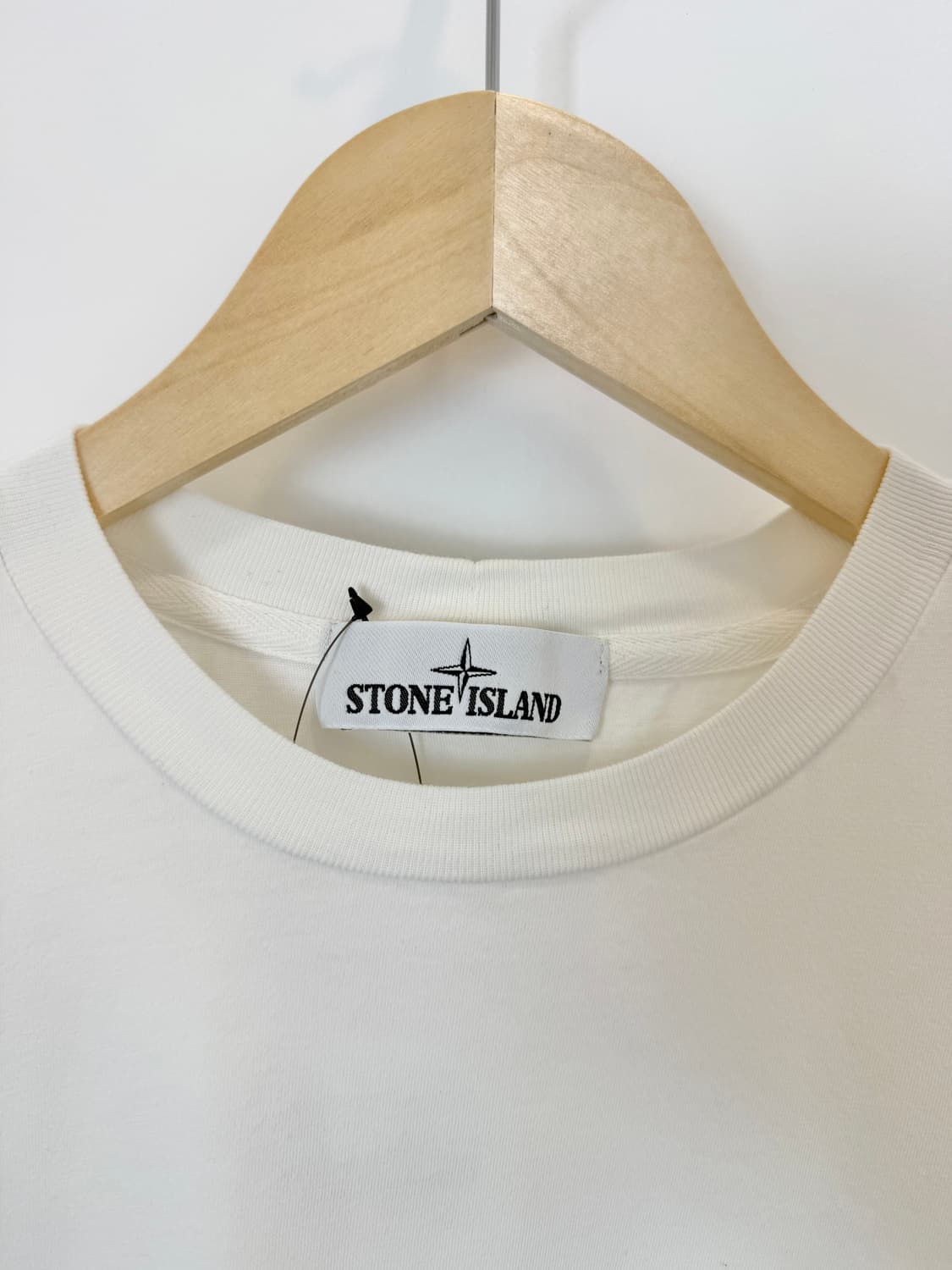 스톤아일랜드 반팔티 화이트 상품이미지2