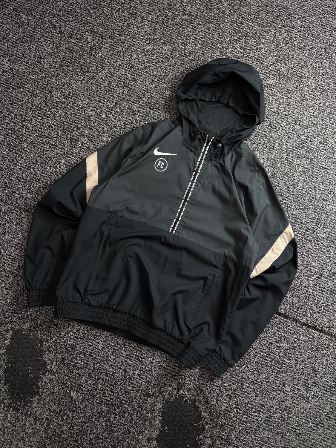 나이키 스우시 블랙 풀오버 우븐 아노락 3551 상품이미지1