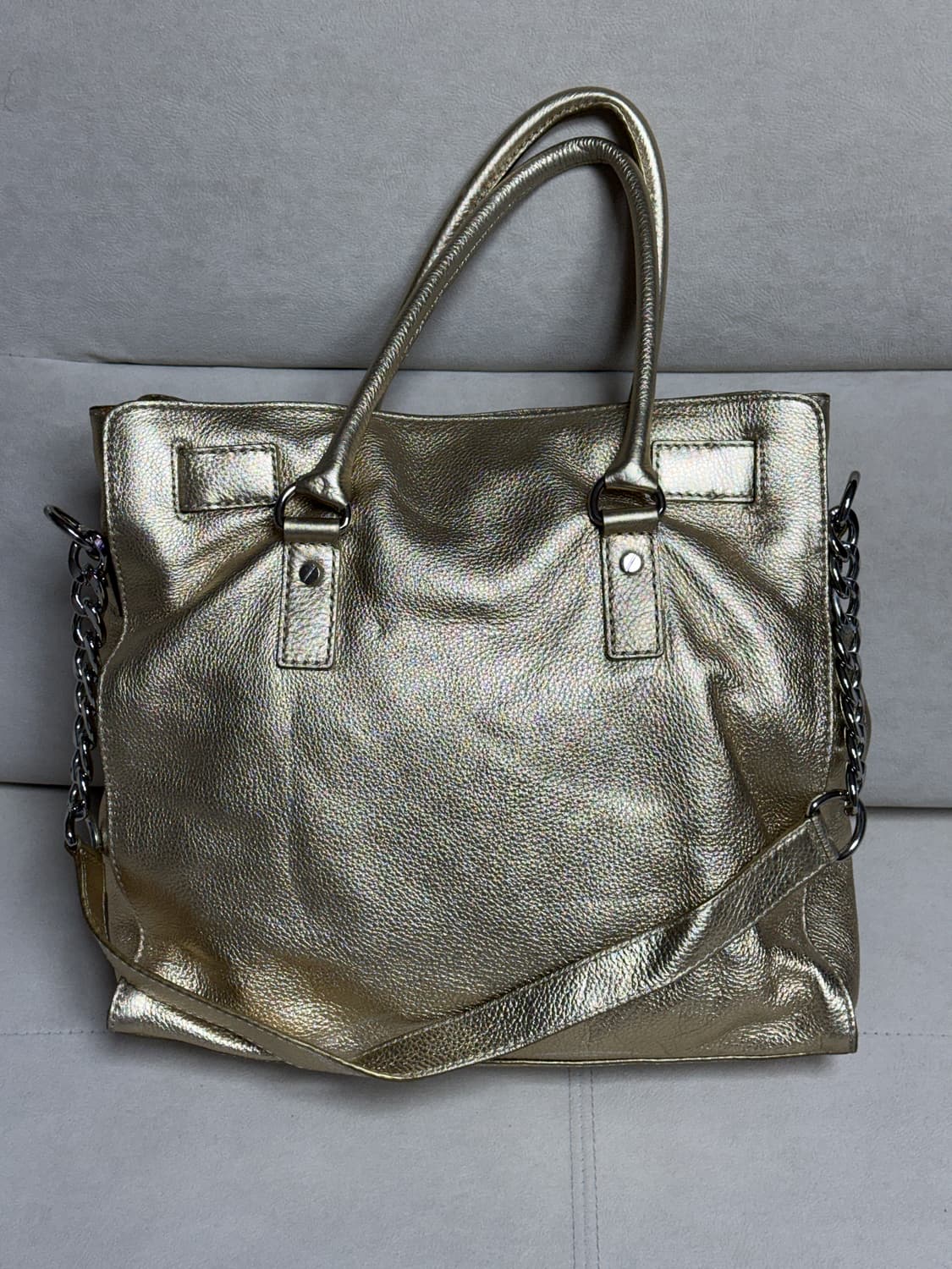 (새상품)마이클 코어스 해밀턴 가죽 토트 숄더백 골드 상품이미지4