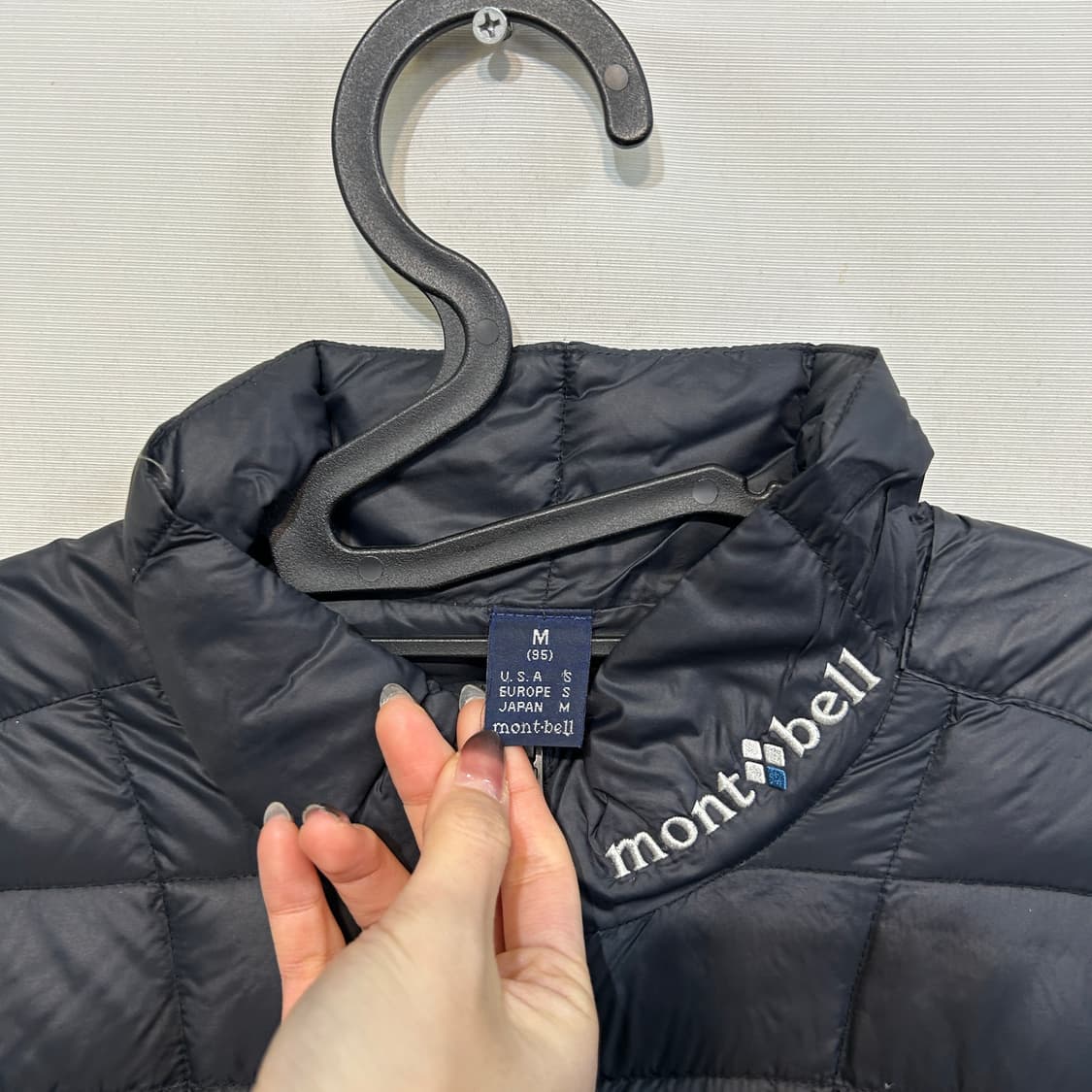 몽벨 남성 거위털 경량패딩 95 상품이미지2