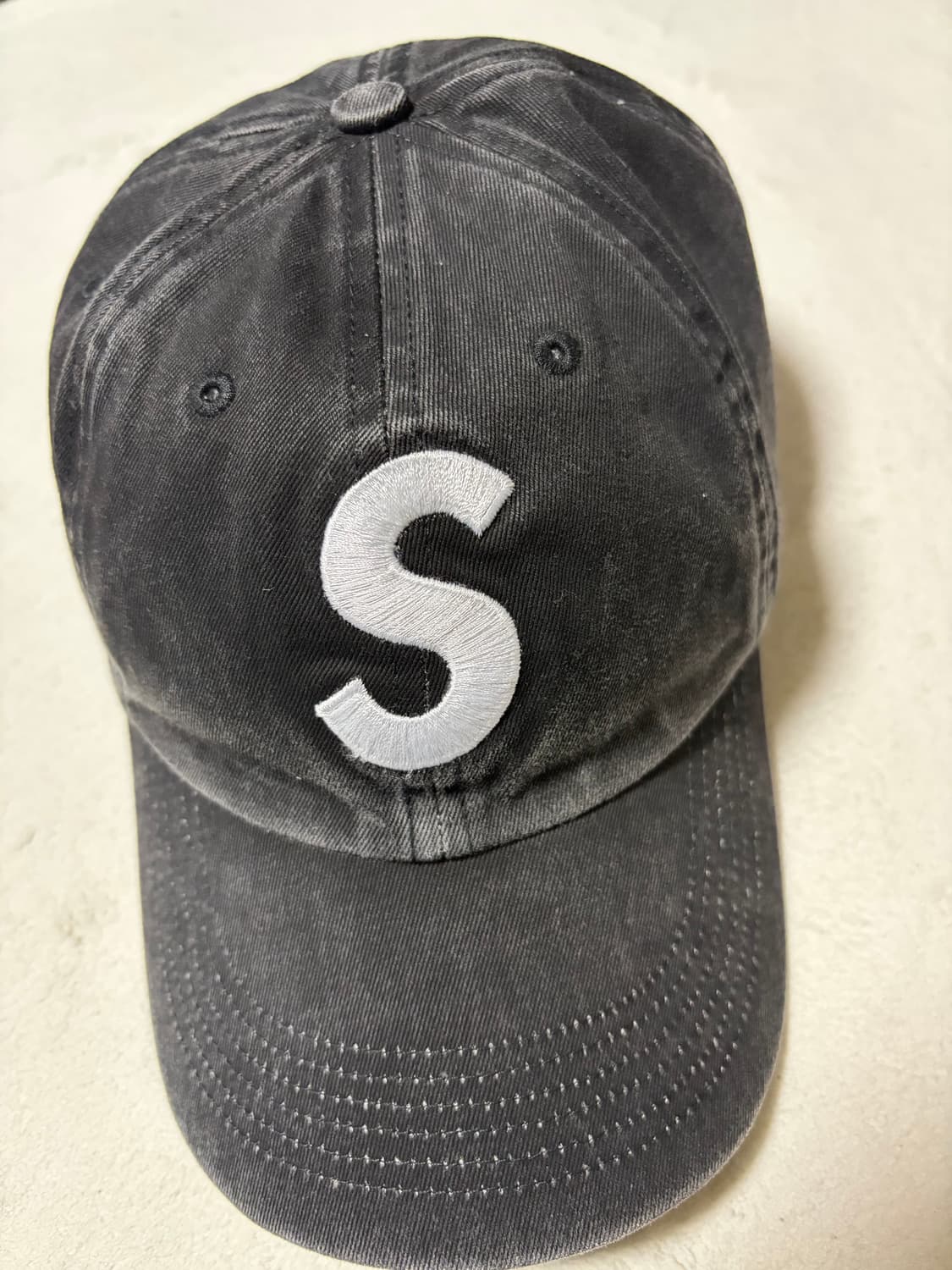 슈프림 s로고 볼캡 상품이미지1