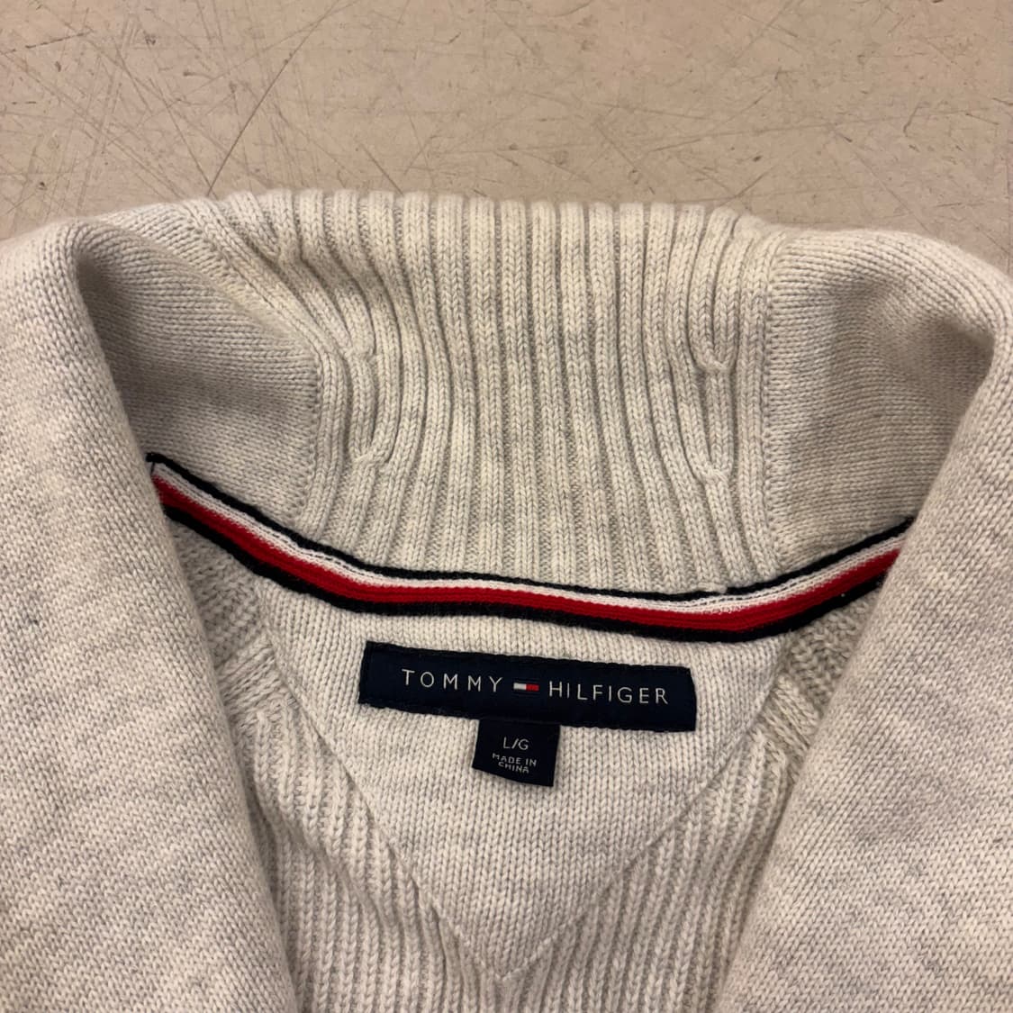 타미힐피거 스몰로고 숄 가디건 상품이미지3