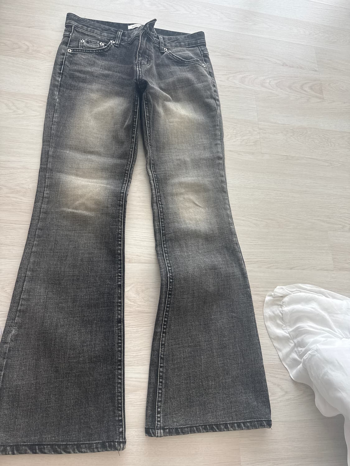 보헤미안서울 부츠컷 그레이 상품이미지1