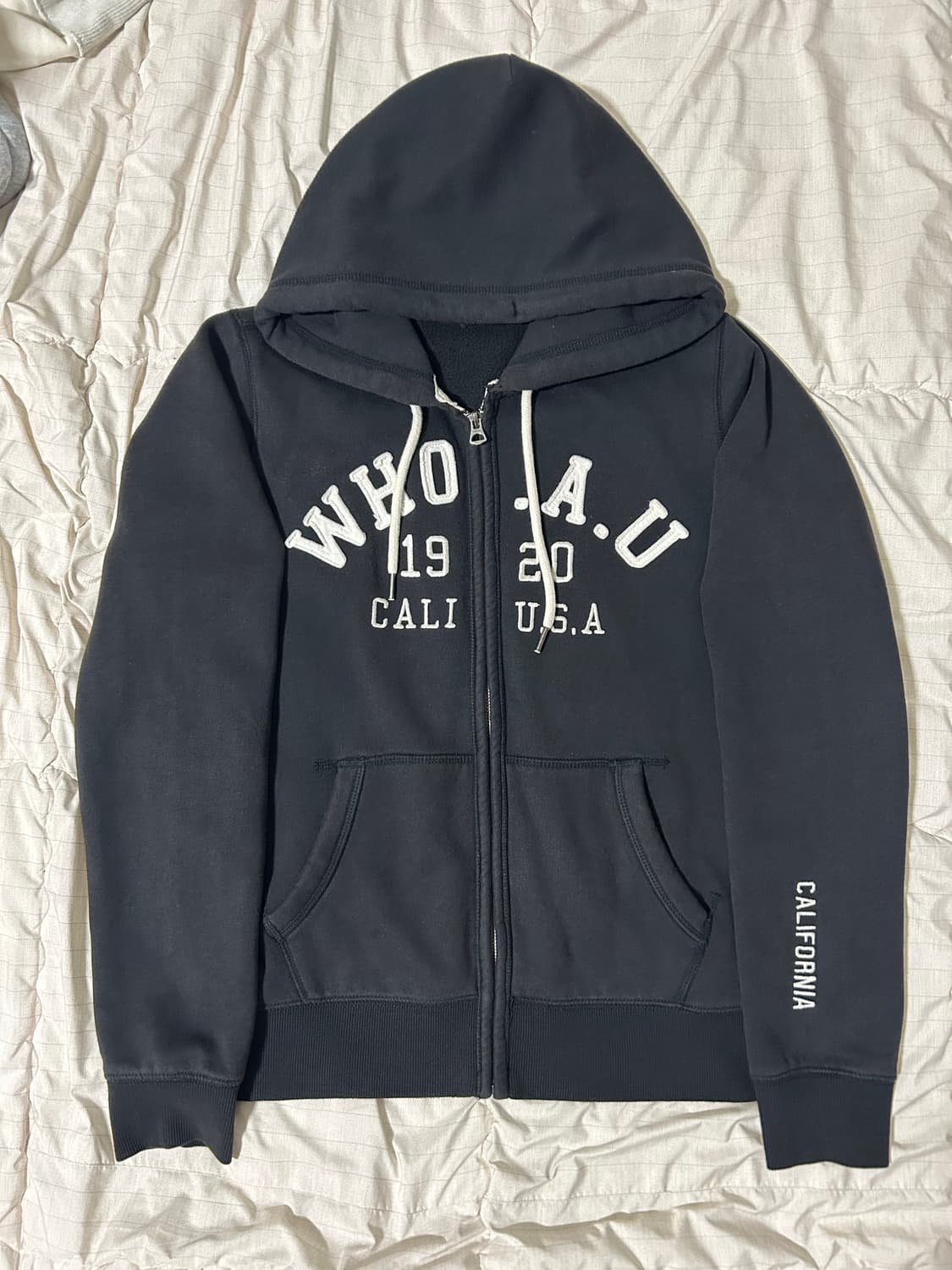 후아유 블랙 후드집업 상품이미지2