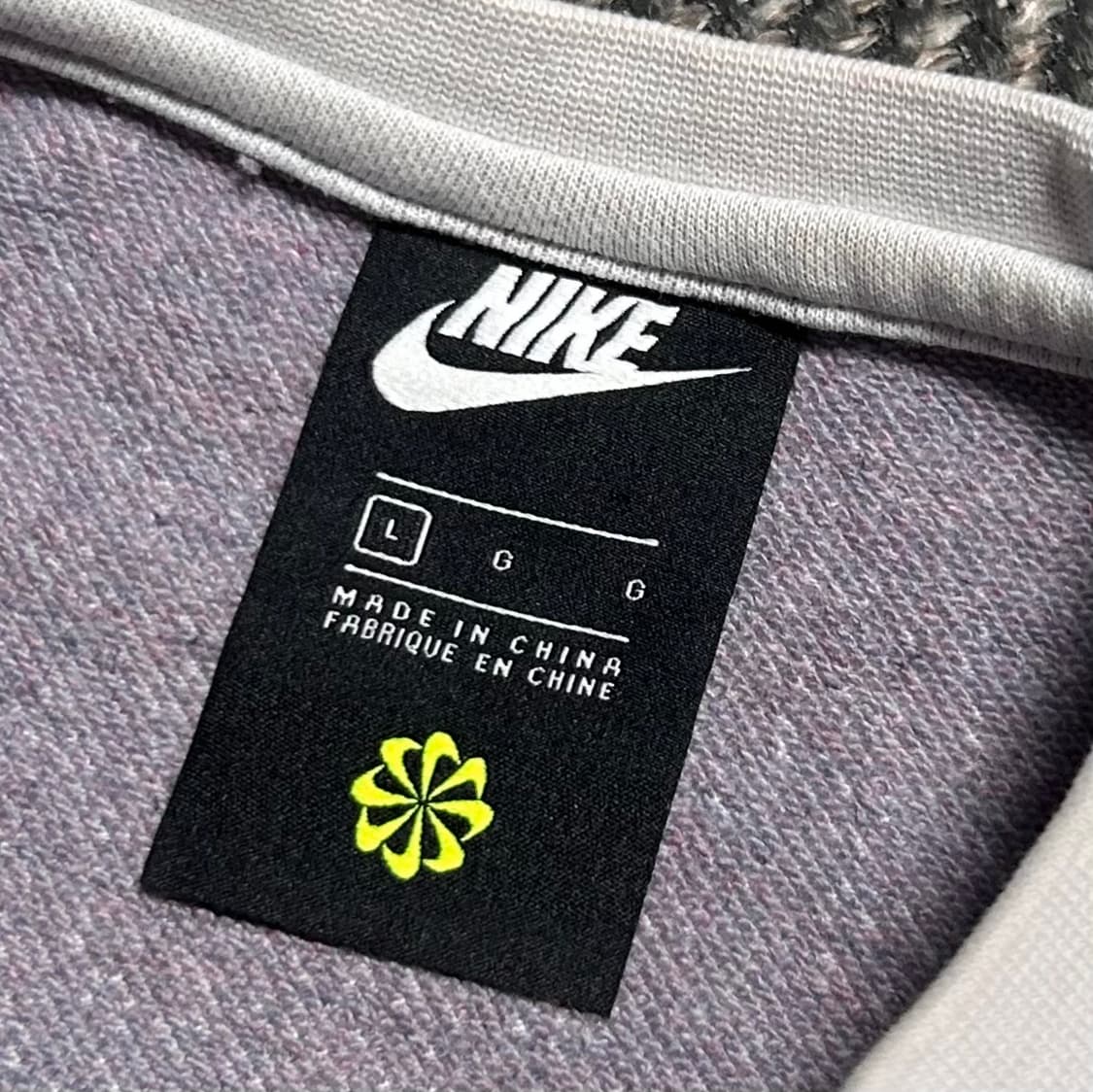 [M] Nike 나이키 리바이벌 연보라 빅로고 맨투맨 상품이미지5