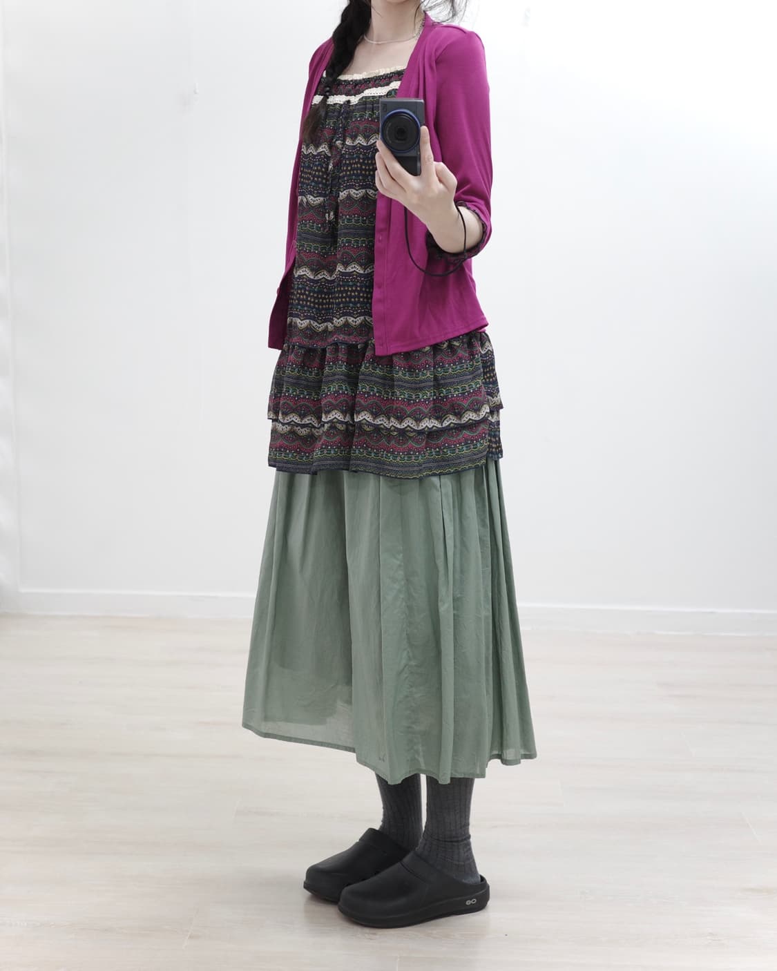 Uniqlo soft khaki skirt 상품이미지4