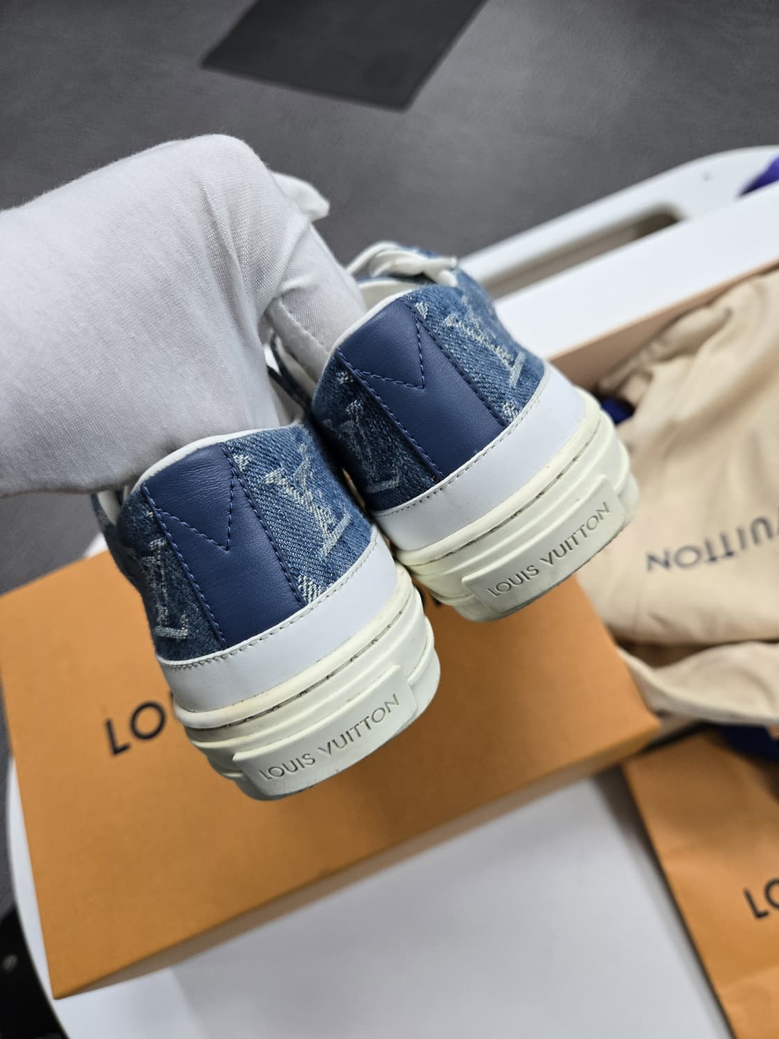 [A급컨디션]루이비통 데님 스니커즈 상품이미지6