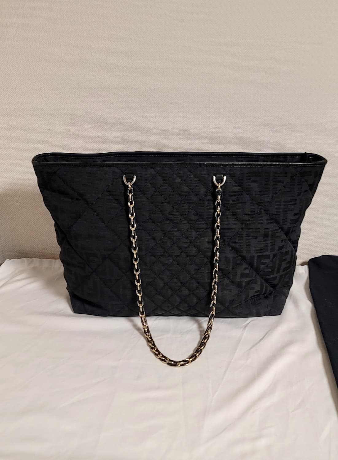 정품 펜디 가방,토트백,(디올샤넬보테가루이비통구찌셀린느생로랑발렌시아가) 상품이미지1