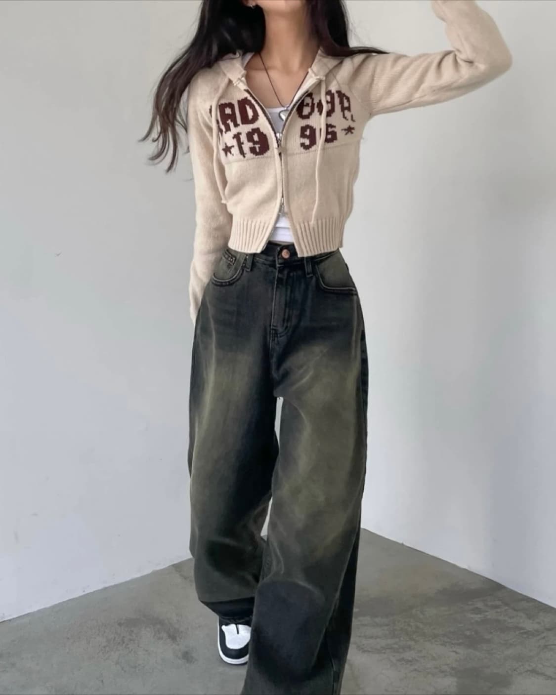 투웨이 레터링 크롭 후드집업 가디건 스웨터 상품이미지1