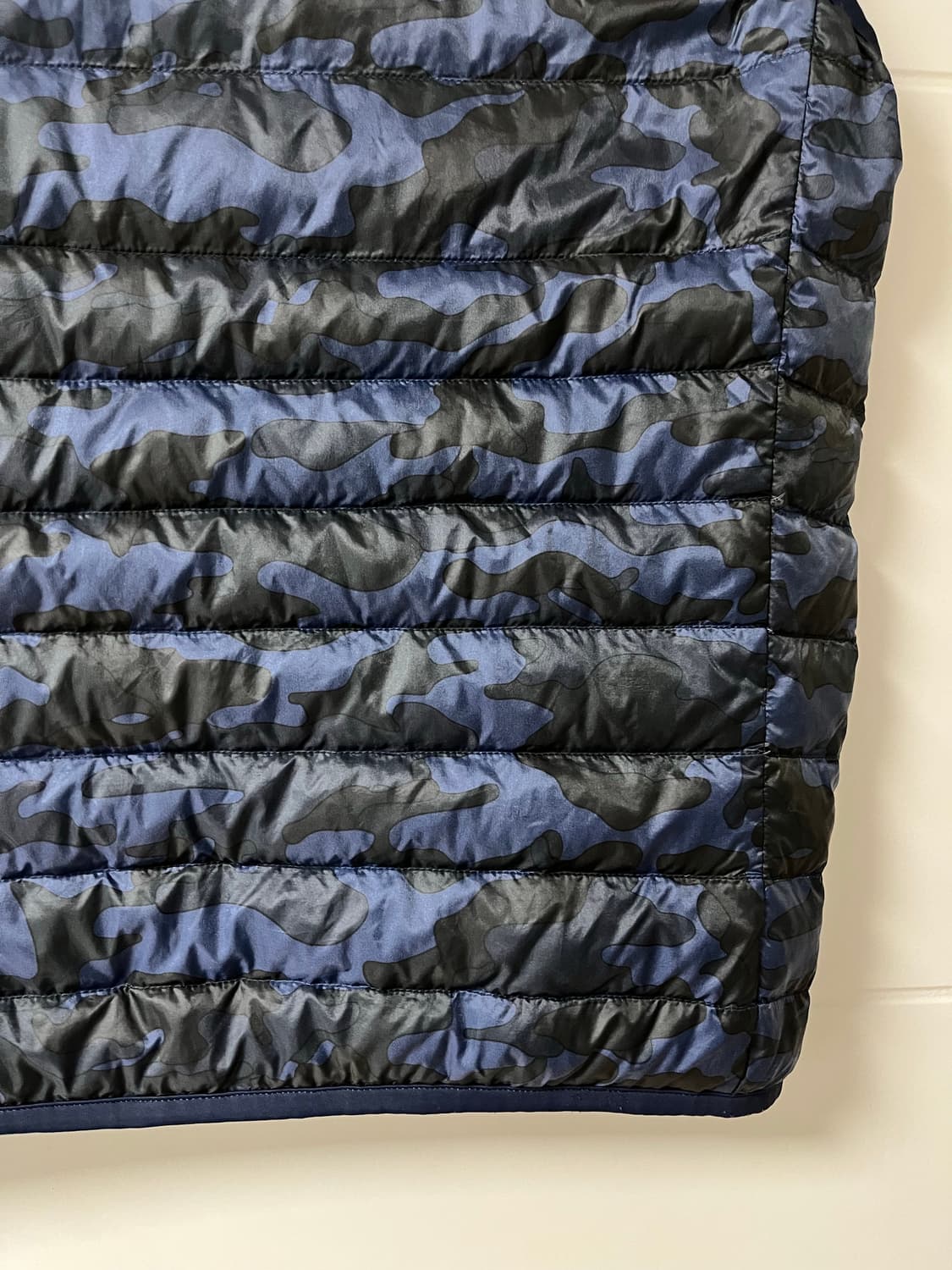 유니클로 경량 패딩 상품이미지7