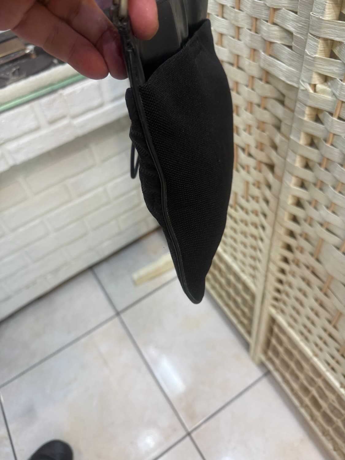 정품 프라다 나일론 크로스백 팝니다 상품이미지3