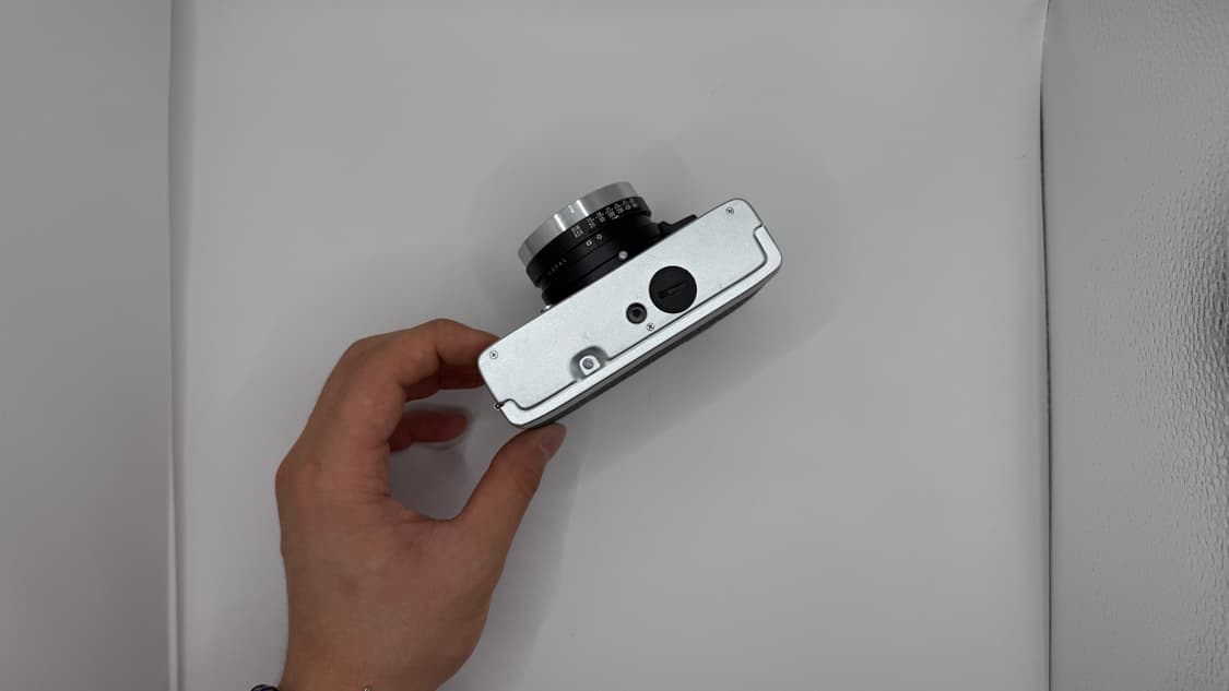코니카 Konica C35 FD 필름카메라 / 헥사논 렌즈 F1.8 /  상품이미지5