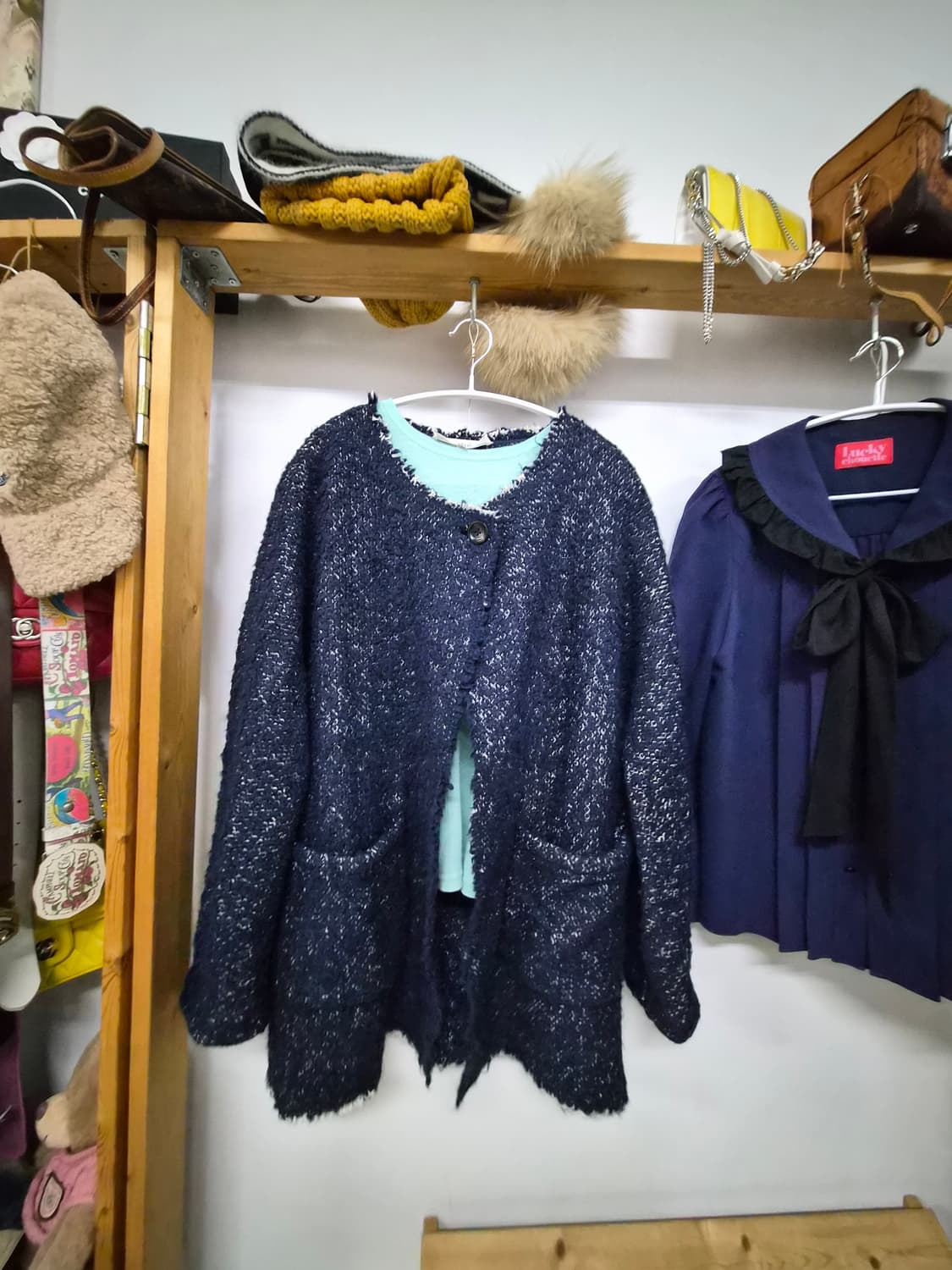 아떼바네사브루노 알파카 헤어리 니트 아우터 상품이미지2