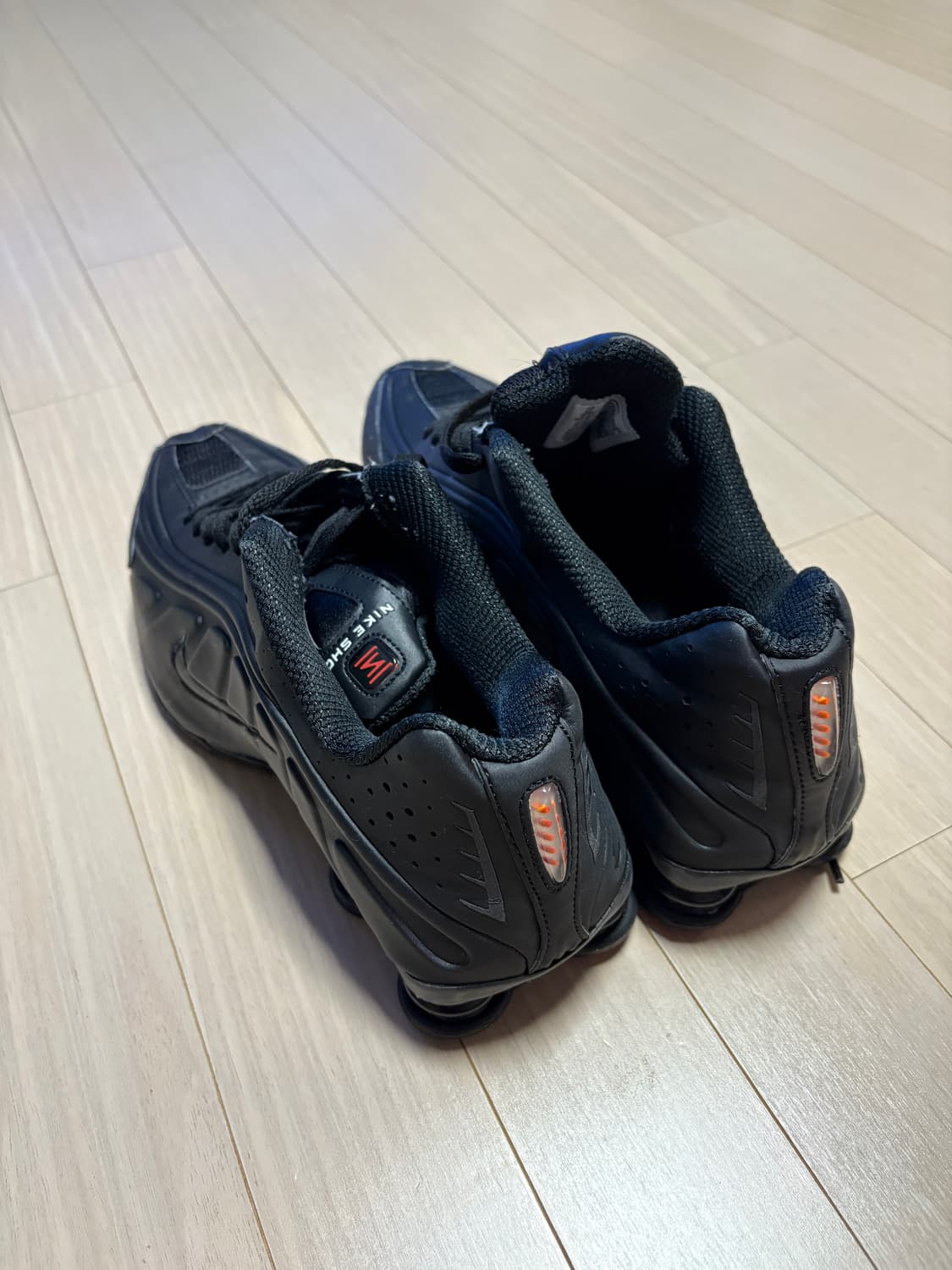 (W) Nike Shox R4 Black 290  상품이미지3