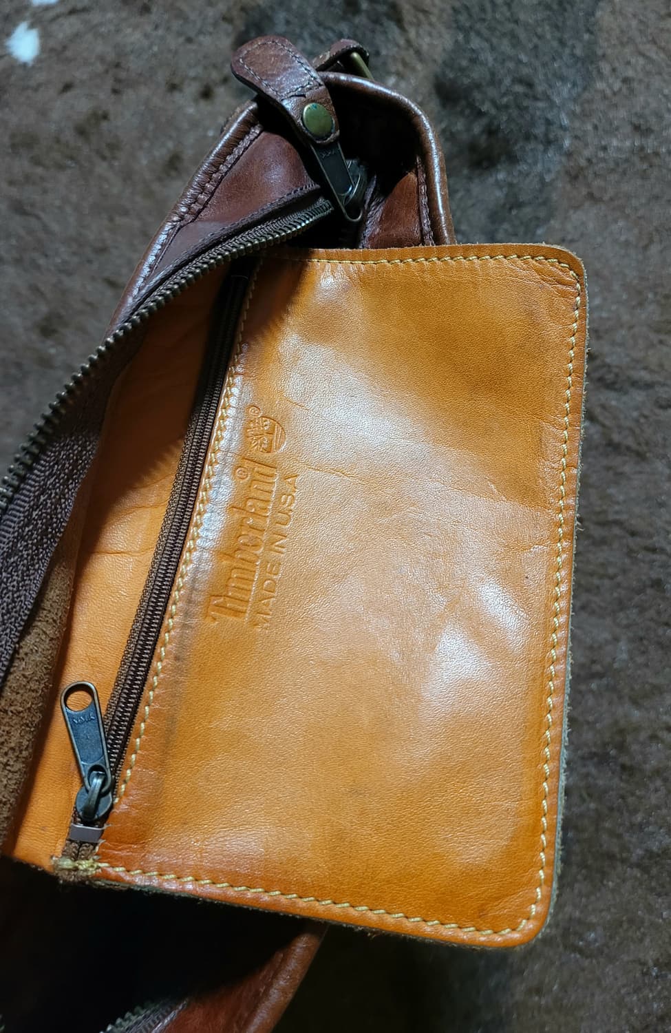 팀버랜드 (Made in USA) 남녀공용 메신저백(28*25) 상품이미지9