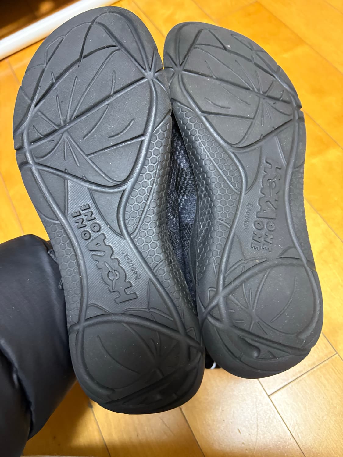 엔지니어드가먼츠 x 호카 판매. 상품이미지4