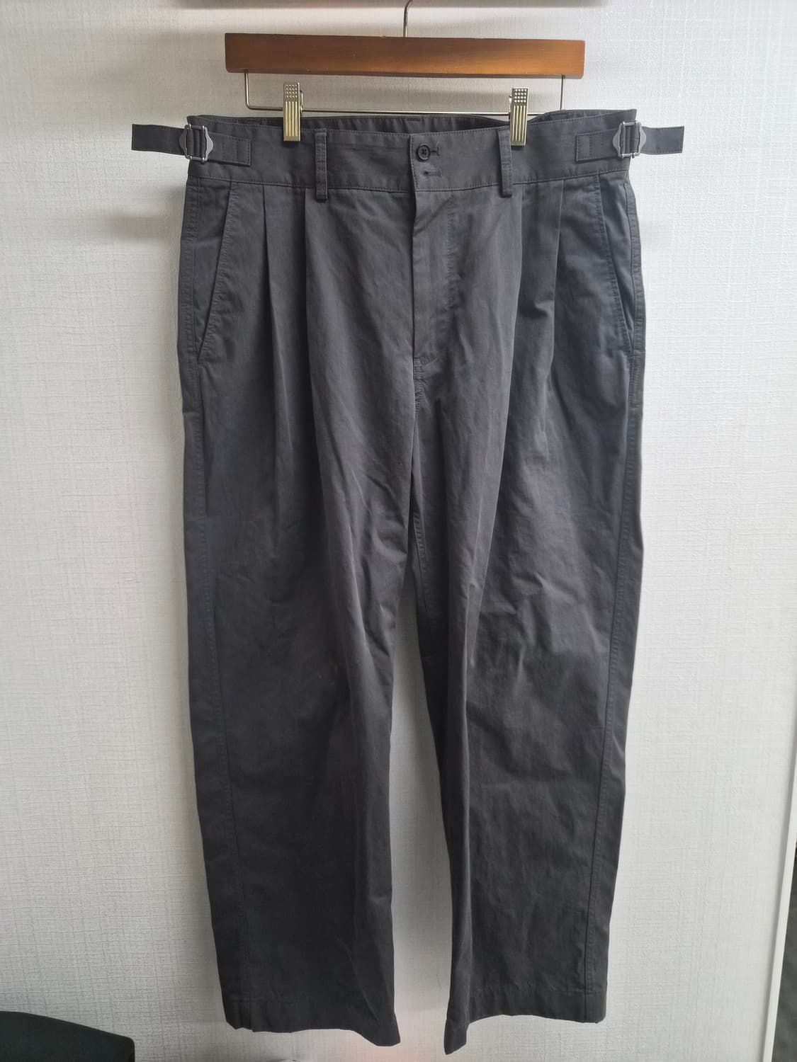 4) 어나더오피스 산티아고 오피서 팬츠 팝니다 상품이미지1