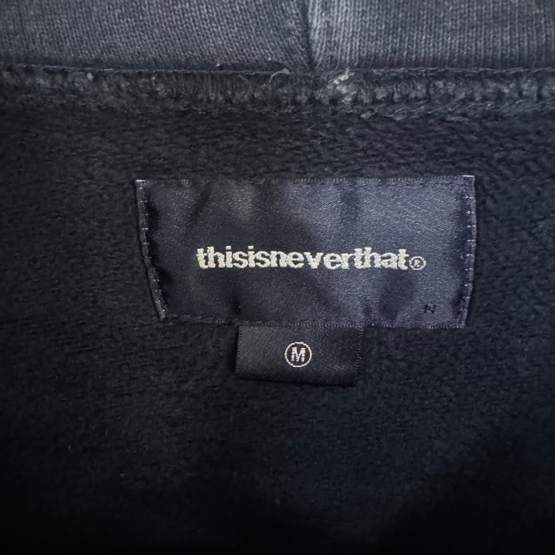 디스이즈네버댓 자수 아치로고 후드티 상품이미지3